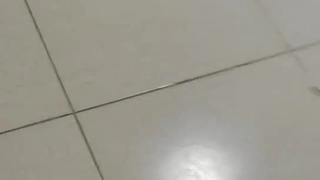 极品眼镜御姐【樱桃有点盐】，穿上OL制服，黑丝白丝足交，鲜嫩樱唇，怒干两炮颜射！