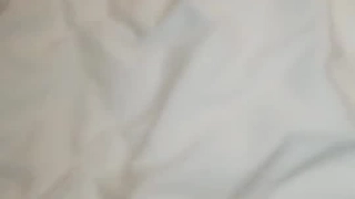 “姐夫,你鸡巴怎么怎么长的,有我老公两个大”