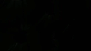 美少妇插个两下就流血 先用红萝蔔帮BB弄湿