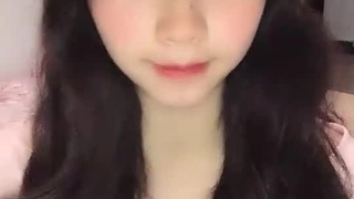 【顶级淫乱❤️震撼群P】四男一女❤️性爱沉沦『小苹果』口爆吞精 多洞齐开