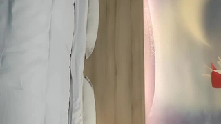 少女色情明星Cosima Dunkin接受强烈的性教育