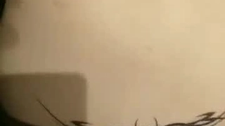 很嫩很騷的妹子全程露臉奶頭凹陷跟小哥激情啪啪，讓小哥吃騷奶子舔逼