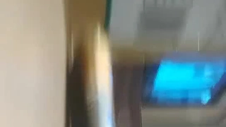 小仙女TS张思妮，白衣闪闪裙子打扮美美，网吧露出玩耍鸡巴