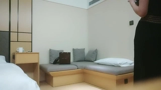 孕妇也疯狂性爱刺激战场黑丝孕妇娇俏小妹怀孕了还找男友接着操 反正都怀孕了直接内射骚逼 超棒稀缺收藏