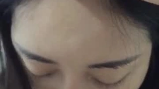 AVI文件PUA大神约炮杭州管理学院大三学妹换装女仆，对镜翘臀美腿诱惑各种姿势口爆